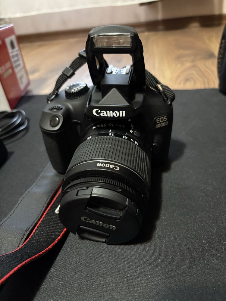 Canon EOS 4000D.
