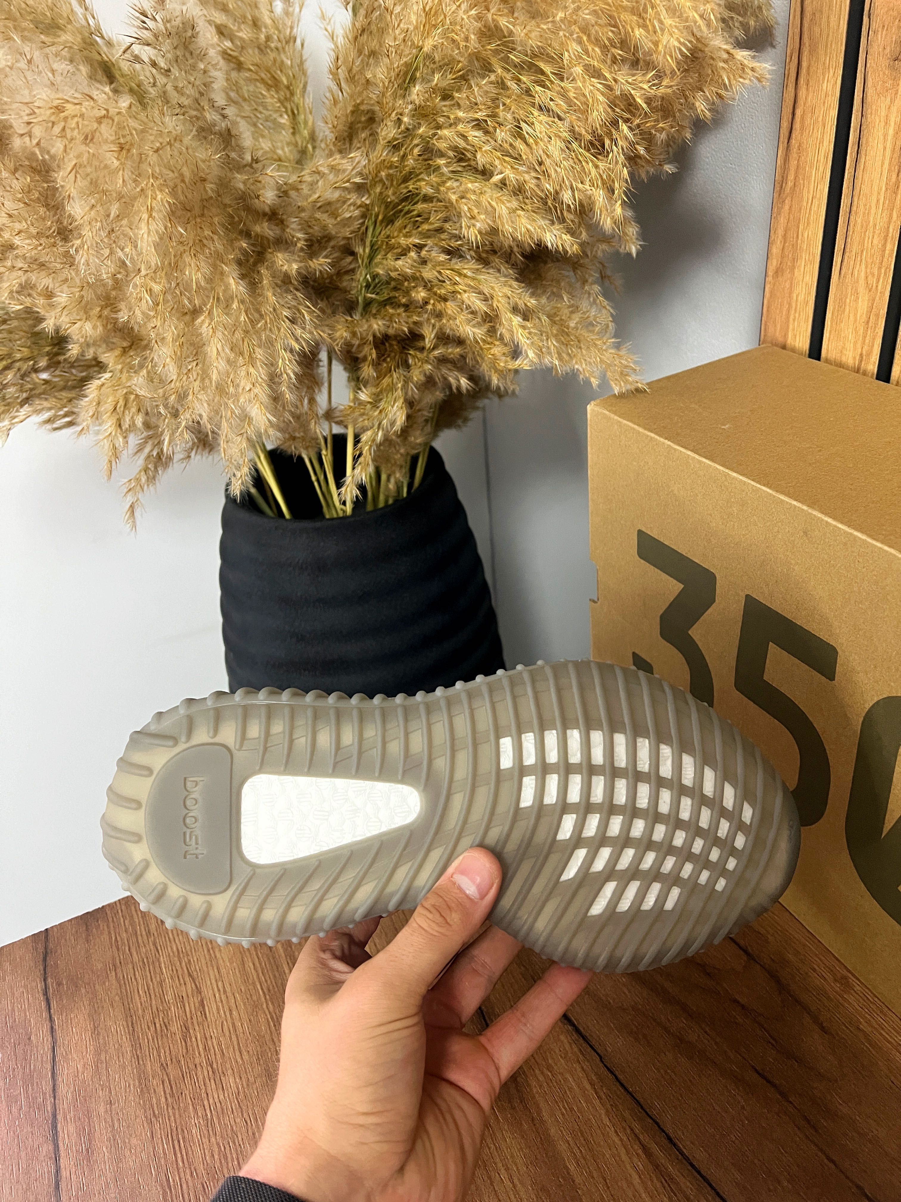 38-45 Adidas Yeezy Boost 350 V2 Beluga