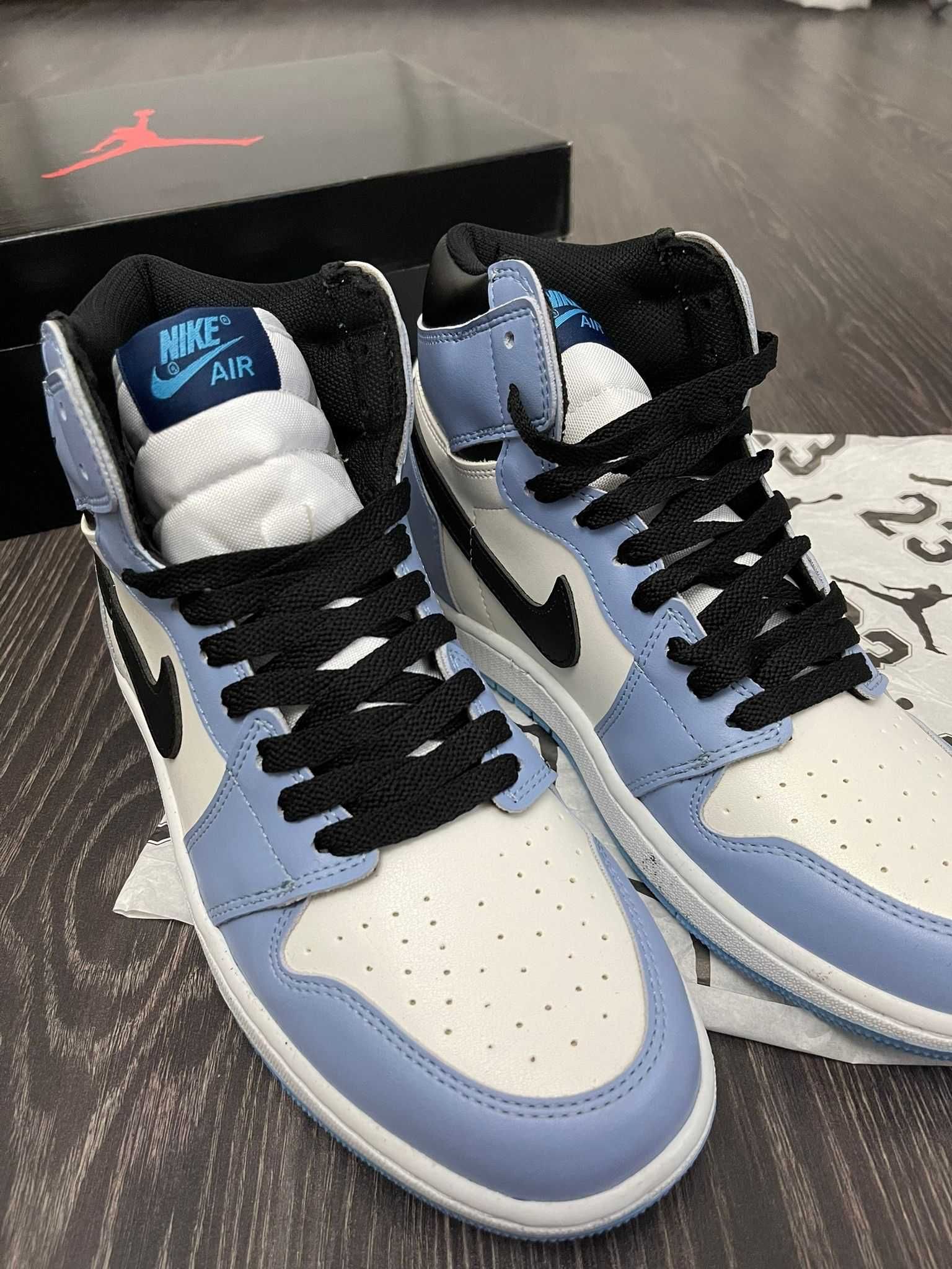 Jordan 1 University Blue l Full Box