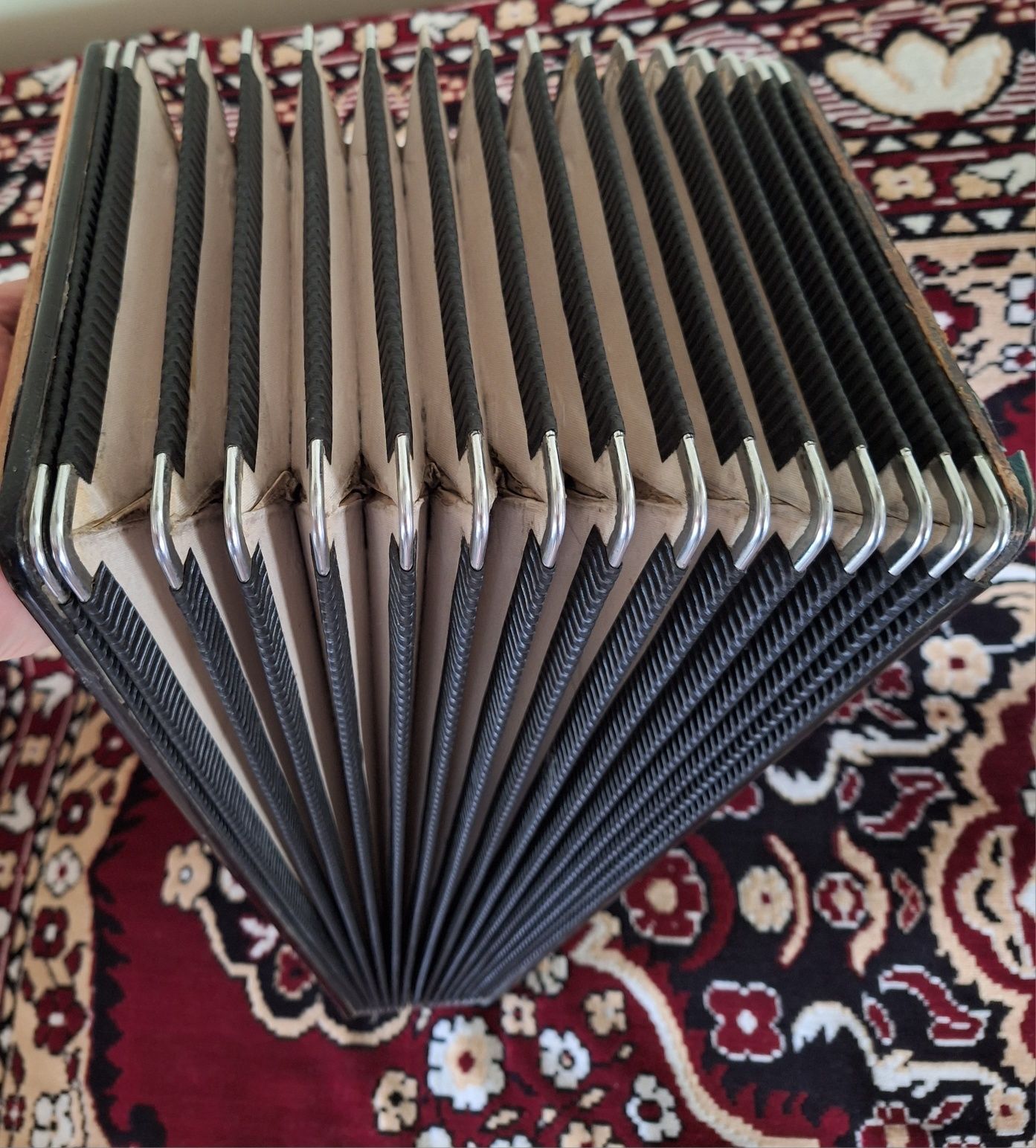 Burduf acordeon Weltmeister Consona 120 bași