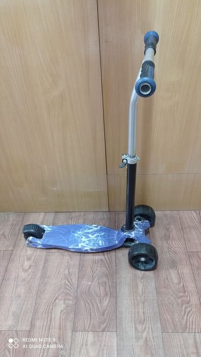 Самокат б/у в хорошем состоянии
