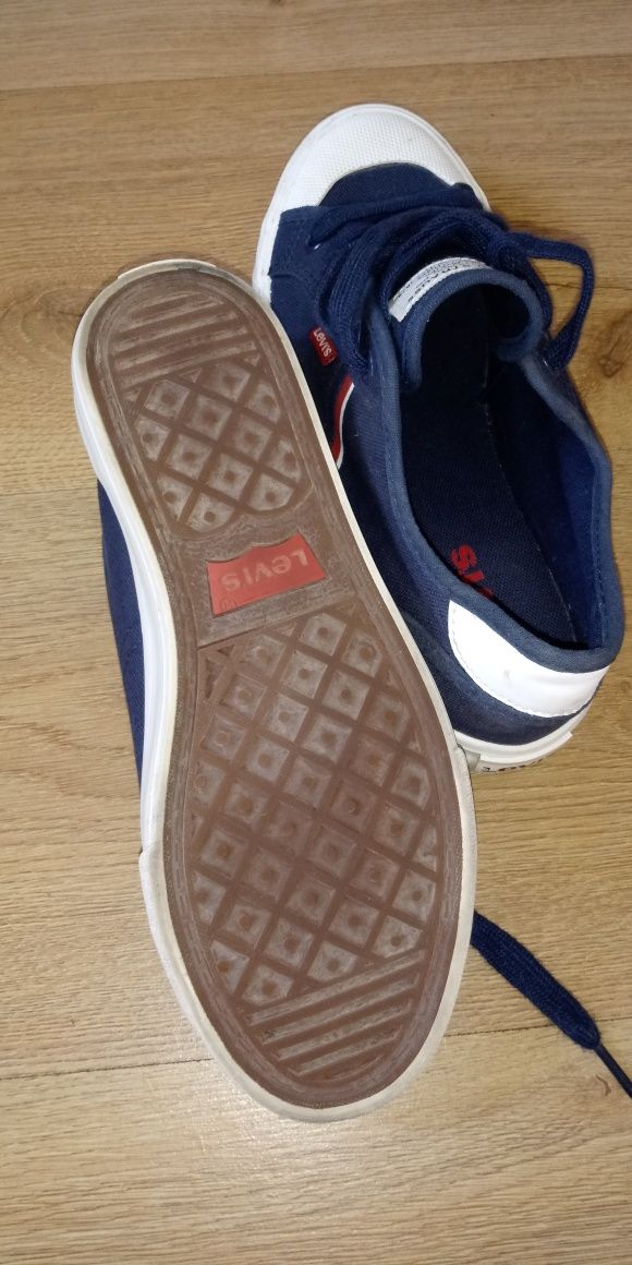 Оригинални гуменки на LEVI'S