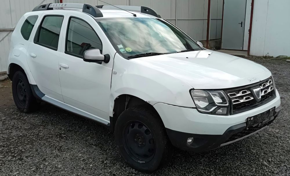 Dacia Duster 4x4 Avariat Diesel euro 5 Navigatie