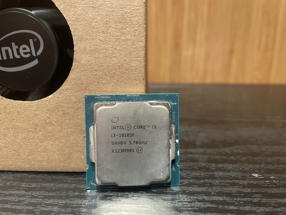 ASRock H510M-HDV R2.0 + i3 10105f + стоково интел охлаждане