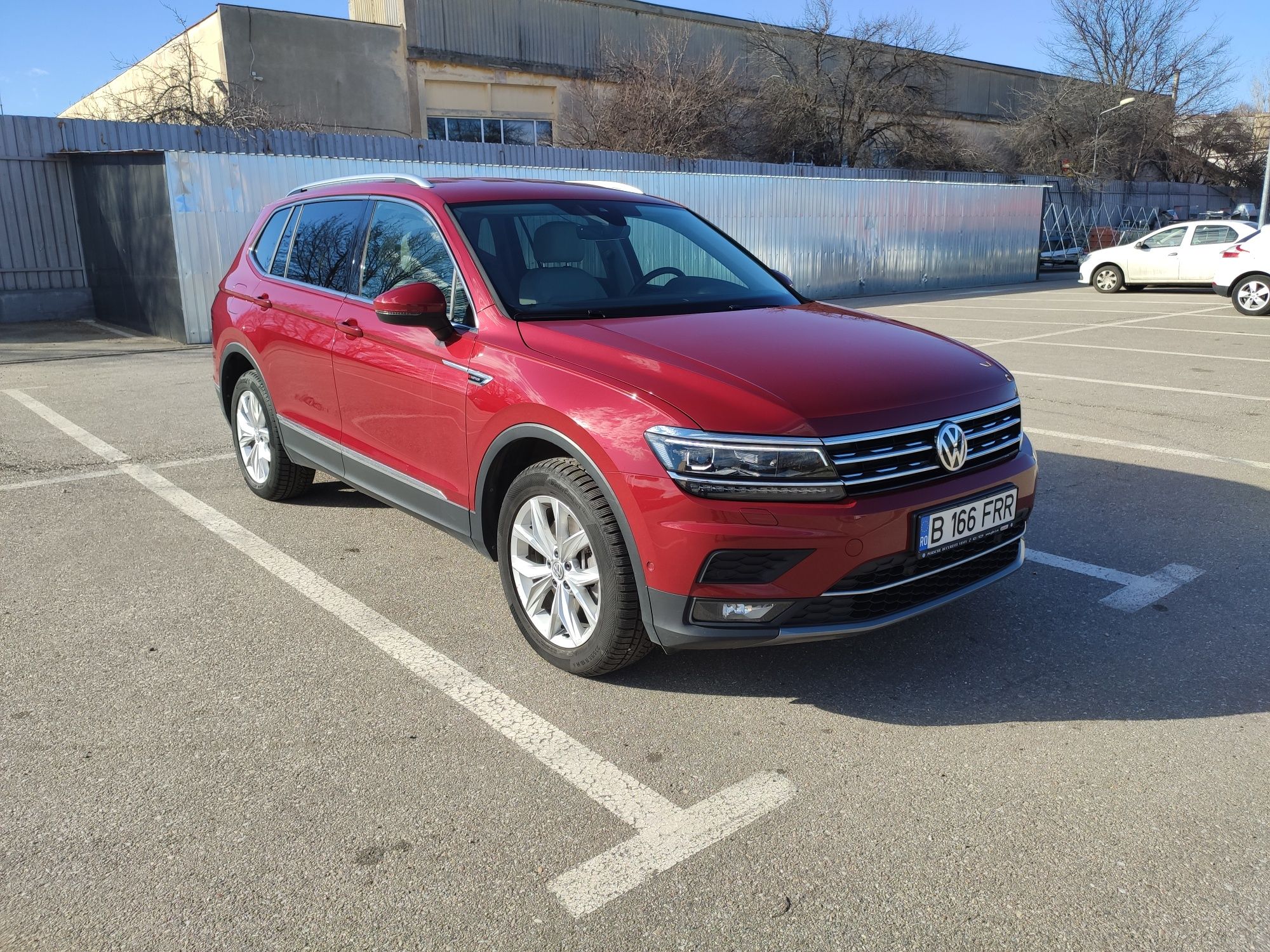 Volkswagen Tiguan Allspace 2.0 TDI 190CP DSG 4Motion primul proprietar