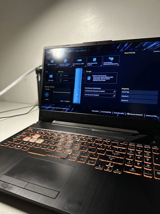 Laptop asus gaming tuf a15 problema cip bios.