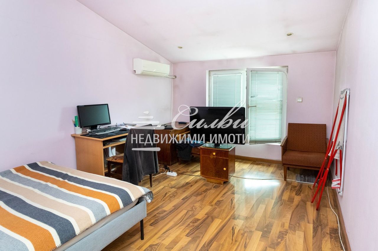 Продава се Едностаен апартамент в Шумен, Добруджански - 44 кв.м за 1391 €/кв.м - Снимка #2