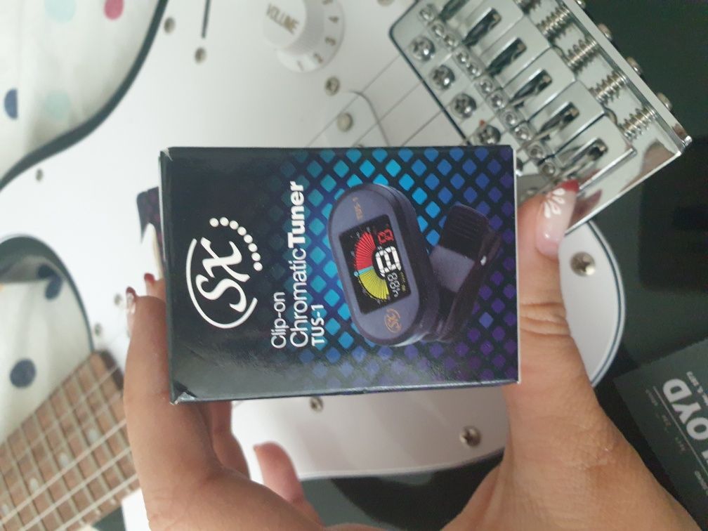 SX Fender китара
