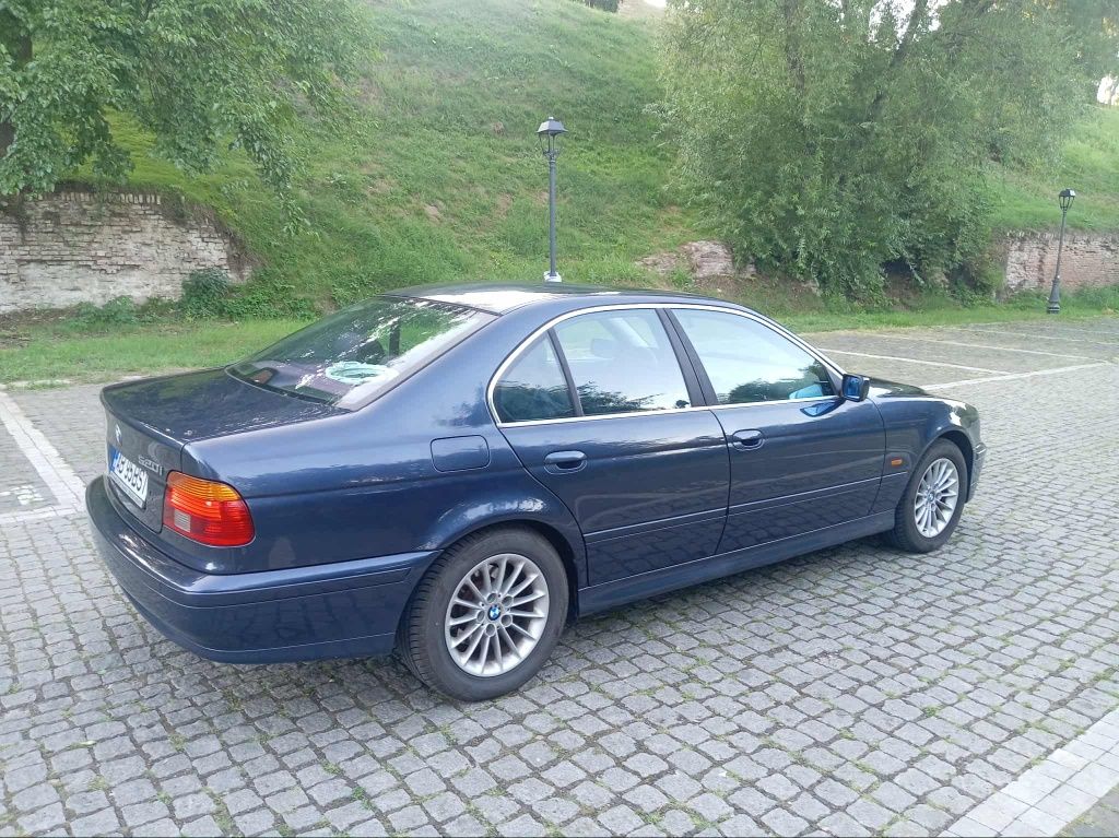 BMW 520i + GPL an 2003 e39