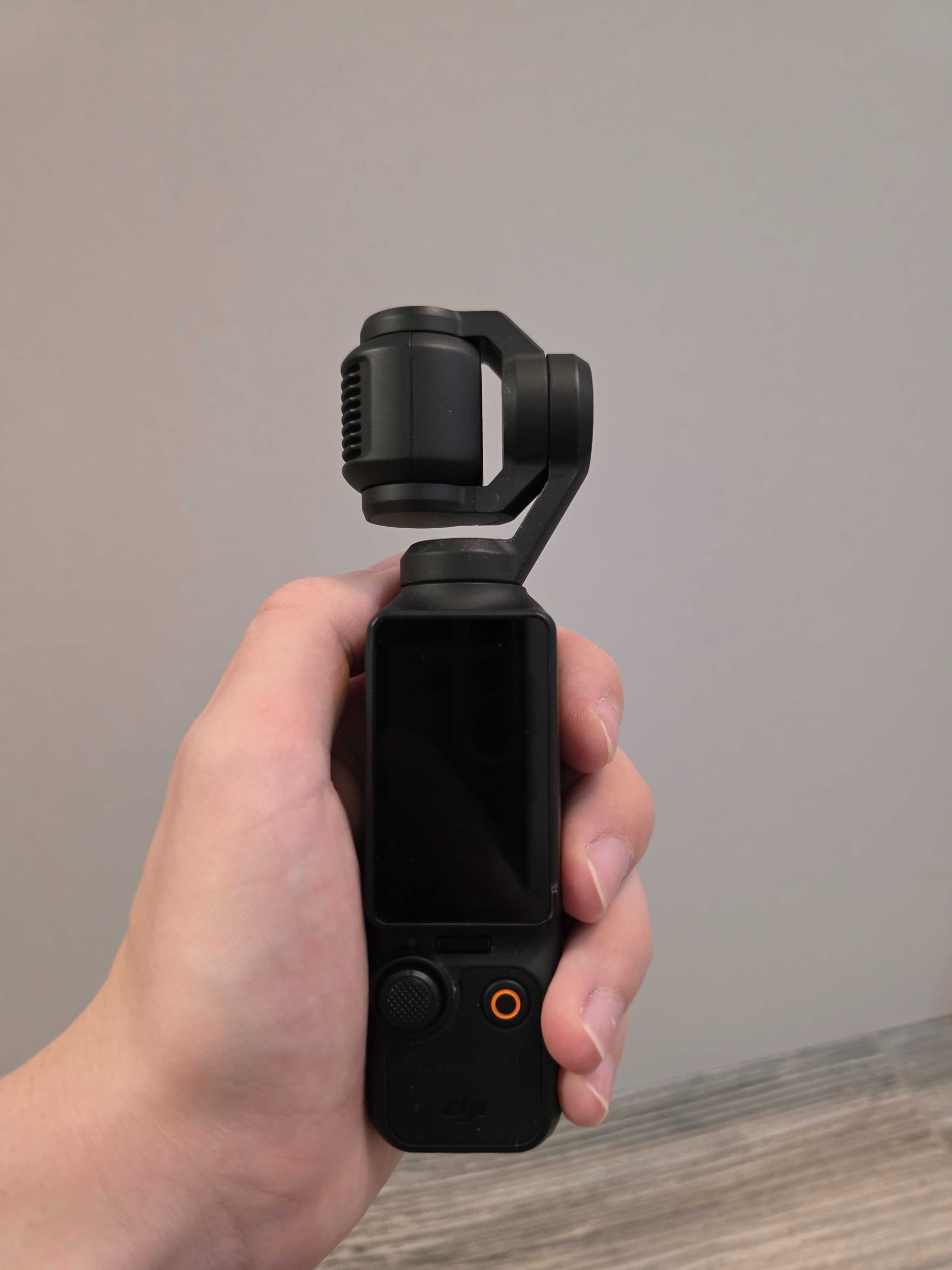 DJI Osmo Pocket 3 Creator Combo