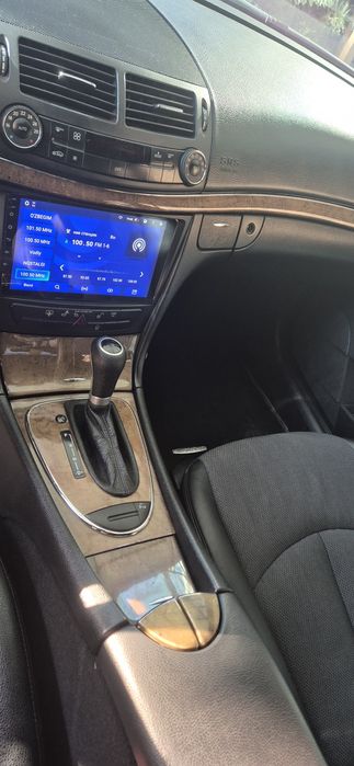 Мерседес бенз E200