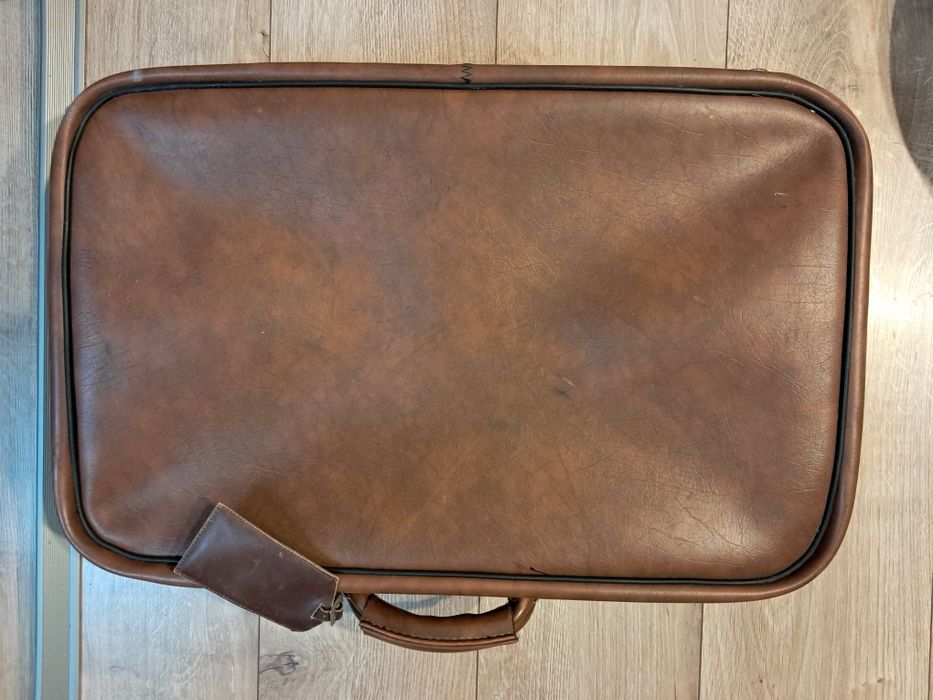 Geamantan vintage din piele, maro, ca nou