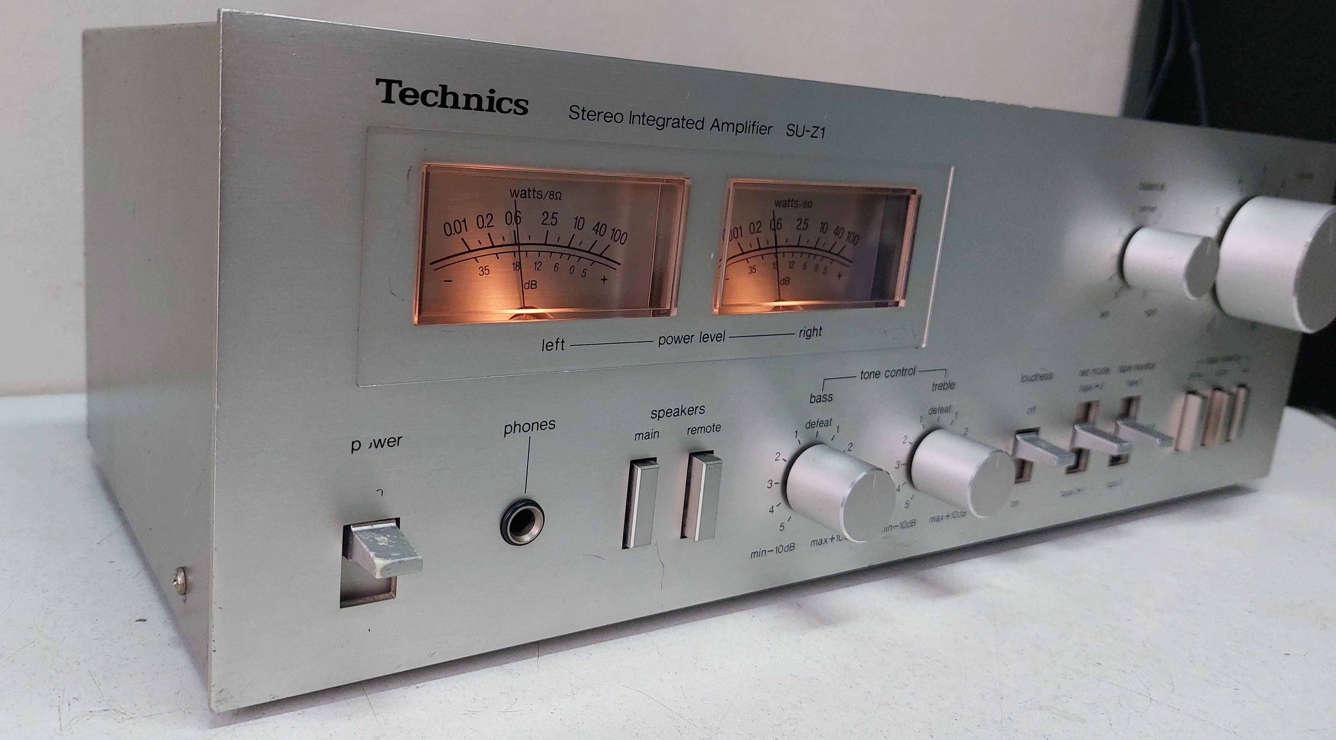 Technics SU Z 1 muzica la amplificator Vu metre ace muzica vintage