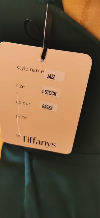 Официална рокля,, Tiffanys"размер XS със шлейф Нова