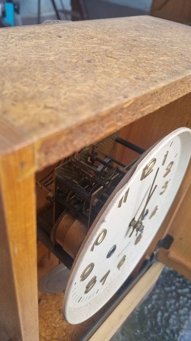 Ceas perete cu pendul
