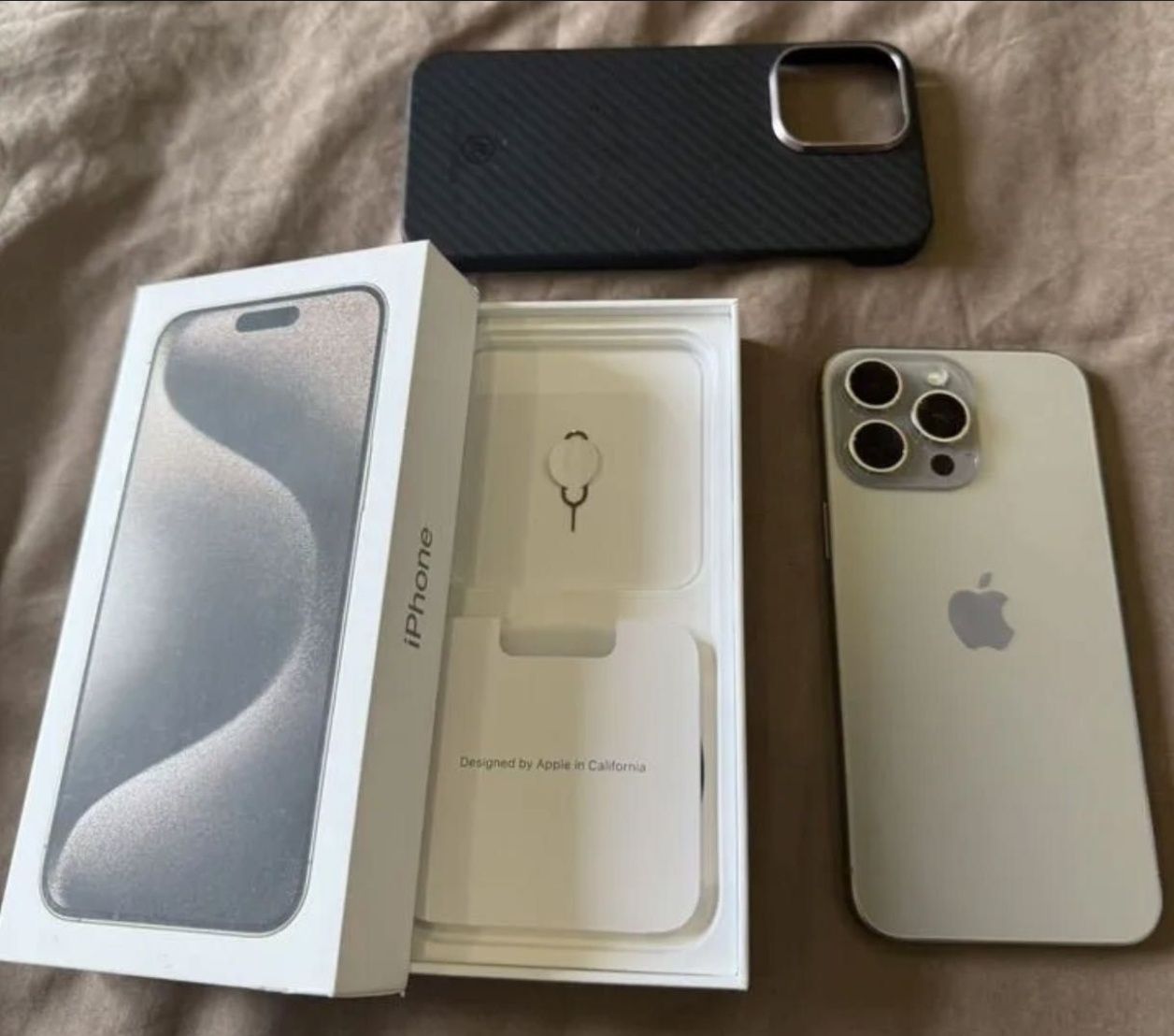 IPhone 15 pro max TITANIUM
