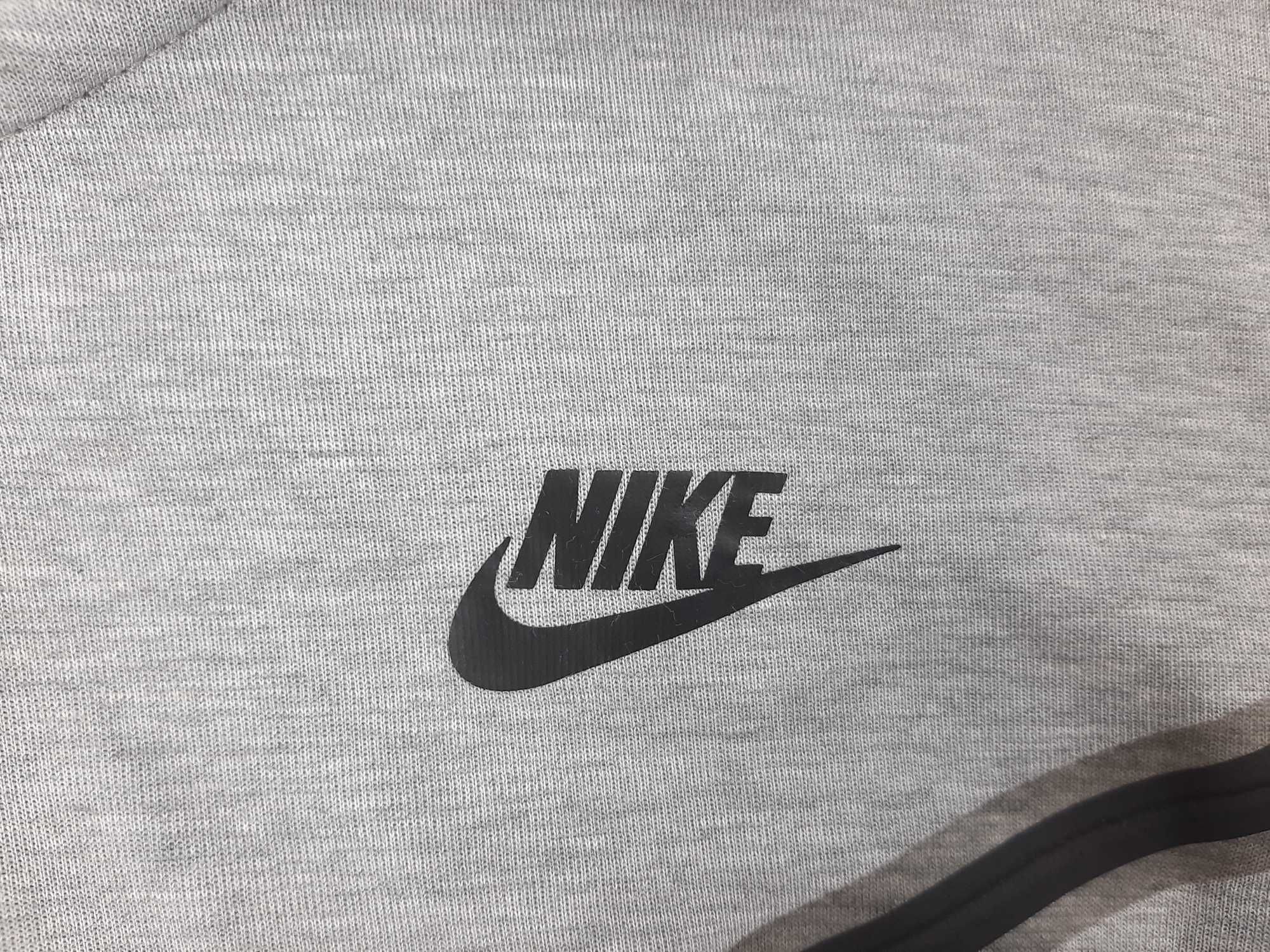 Nike Tech Fleece - Оригинално мъжко горнище размер S