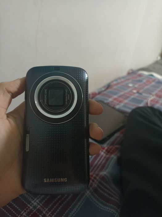 Samsung k zoom 2014