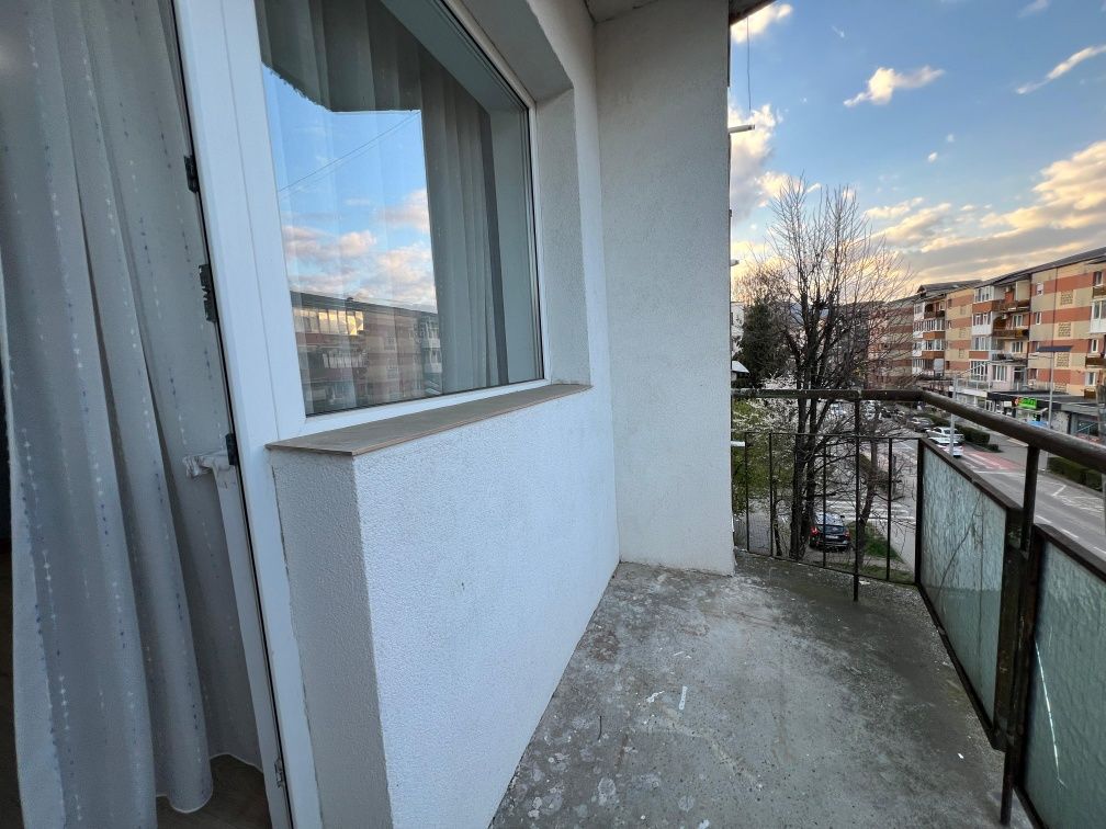 Apartament 2 camere de închiriat - Cetate