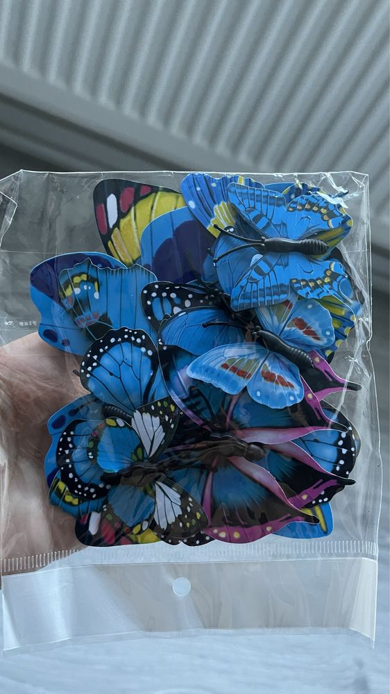 Fluturi decorativi 3D cu magnet si dublu adeziv , albastru
