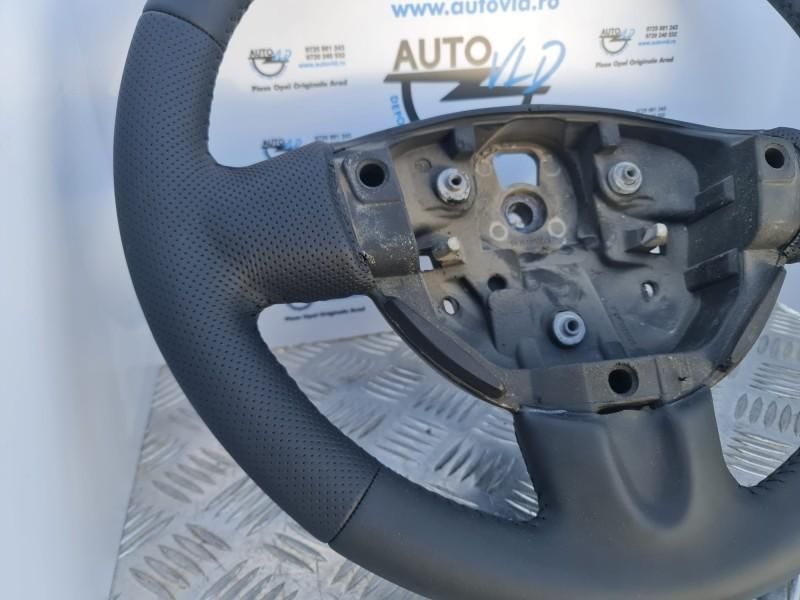 Volan piele perforata reconditionat Renault Master