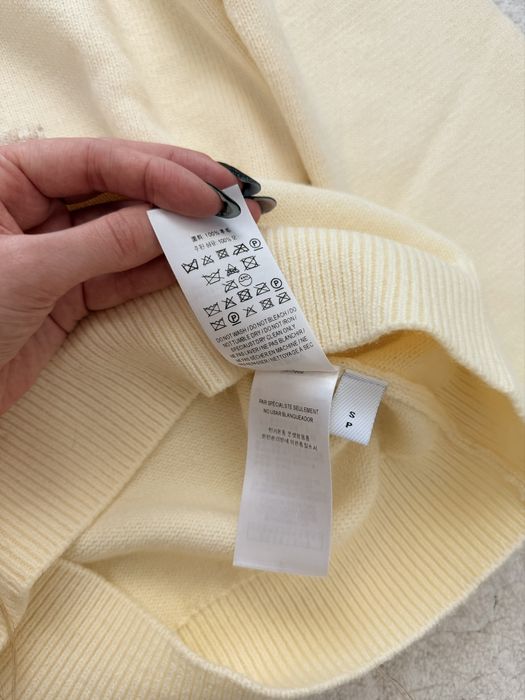 Burberry pulover XS-S