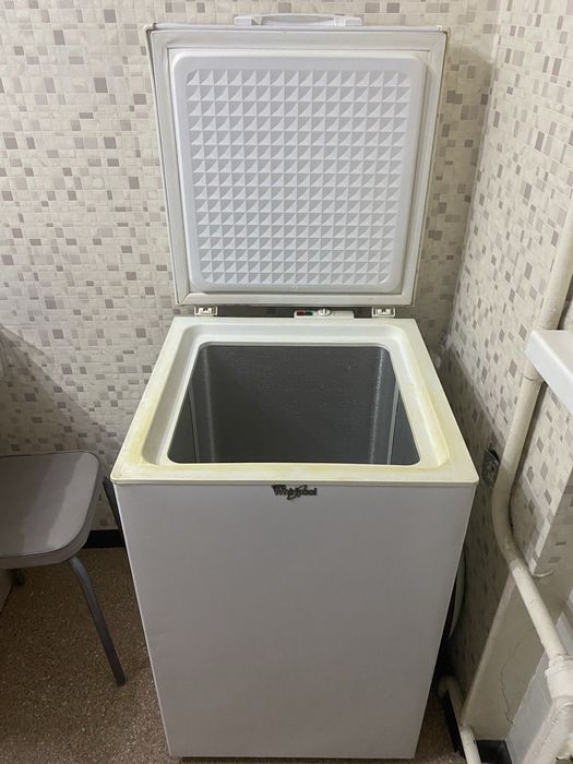 продам морозильную камеру