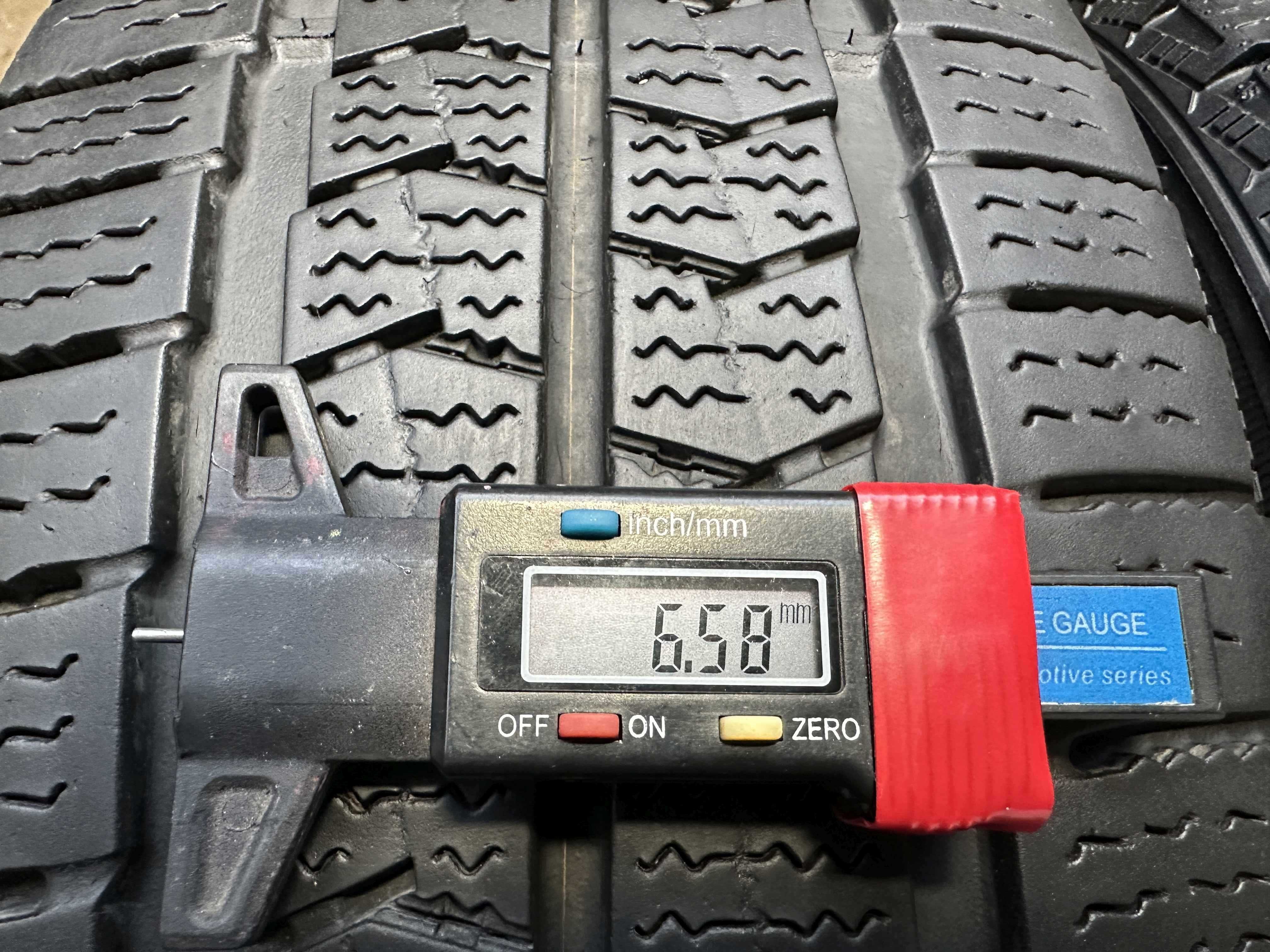 SET 2 Anvelope Iarna 215/60 R16C NEXEN WinGuard WT1 103/101T