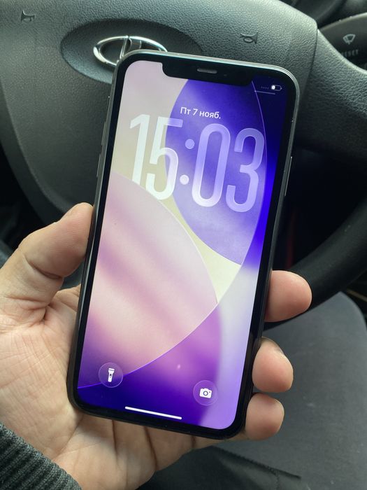 iPhone 11 64gb продам