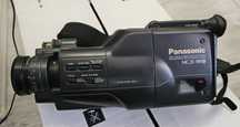 Camera video cu caseta VHS-C Panasonic NV-MC20B pentru piese