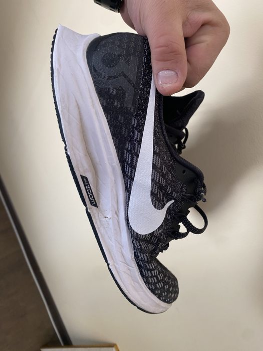 Nike маратонки найк