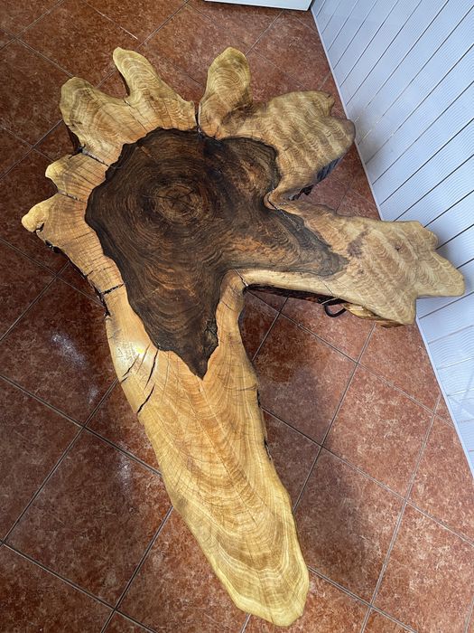 Mese lemn masiv de nuc