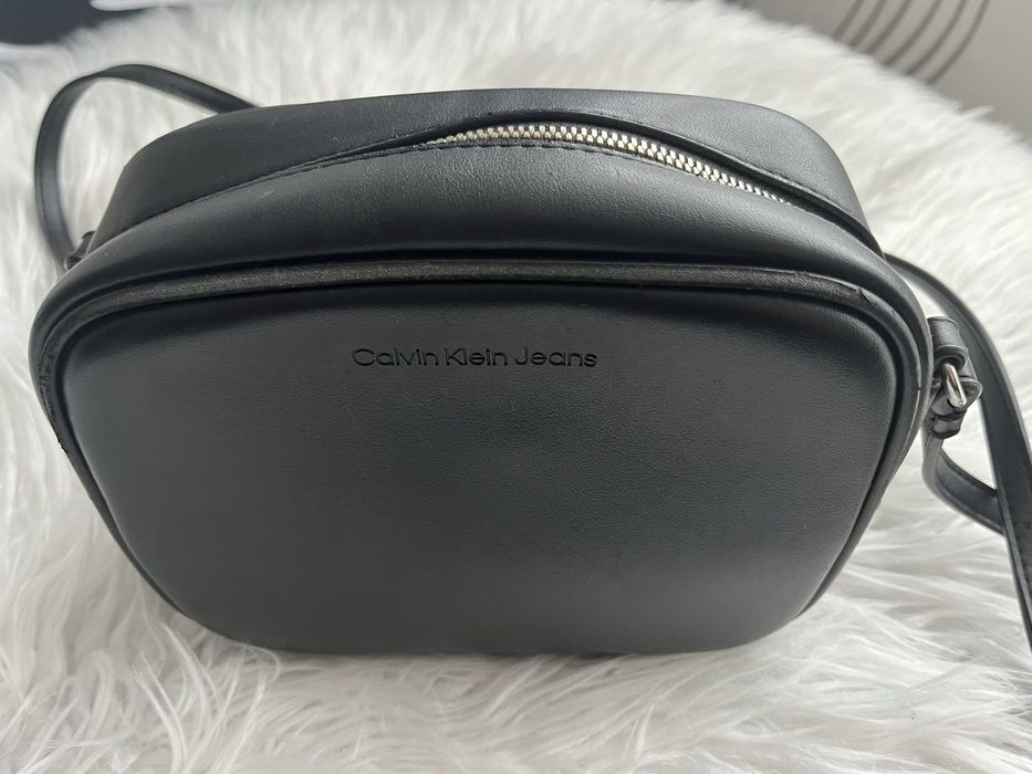 Дамска чанта calvin klein