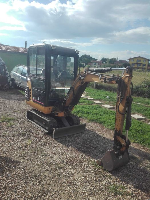 мини багер cat 301.5 1.7t. 17кс.