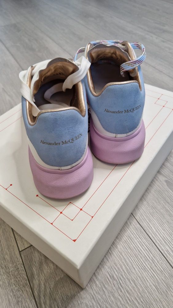 Adidasi Alexander McQueen Dama