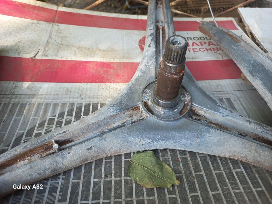 Крестовина для стиральных машин продаю