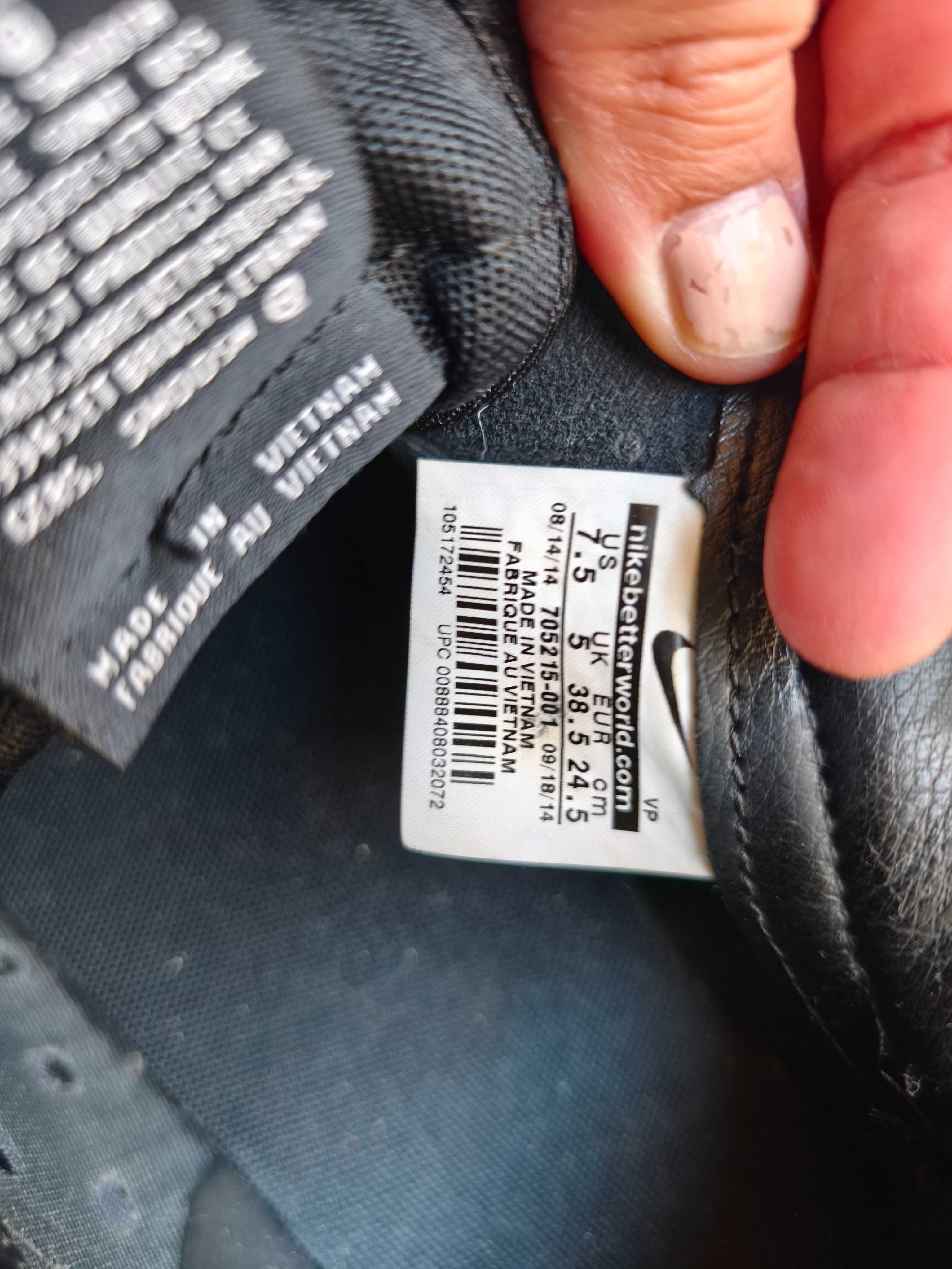 Дамски маратонки nike