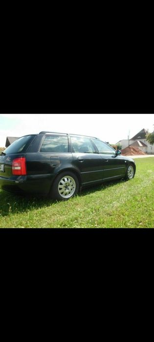 Dezmembram AUDI A4 B5 FACELIFT Variant Break 1.9TDI AJM/ATJ 115CP/85kW