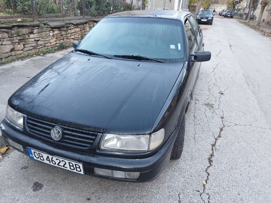 Продавам Пасат Б4 2000куб. 115к.с газ/бензин