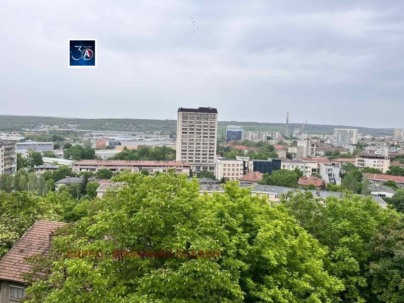 3-стаен в Плевен-Център площ 100 цена 135000