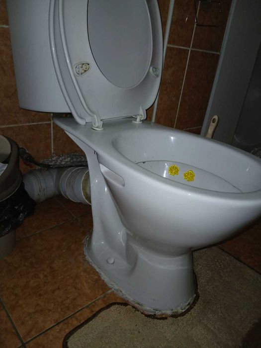 продам унитаз б/у