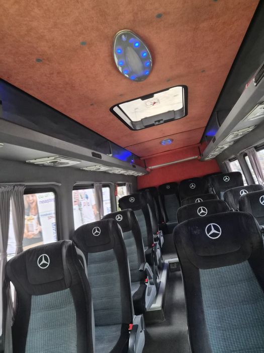 Mercedes Sprinter 19+1 locuri