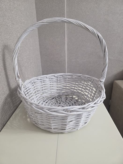 Корзина плетенная