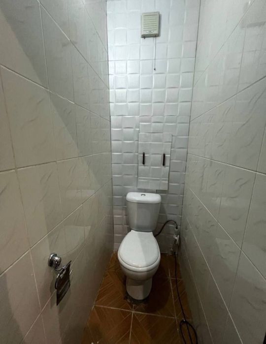 Продается квартира Юнусабад 11 квартал Мега планет 1в2/4/4