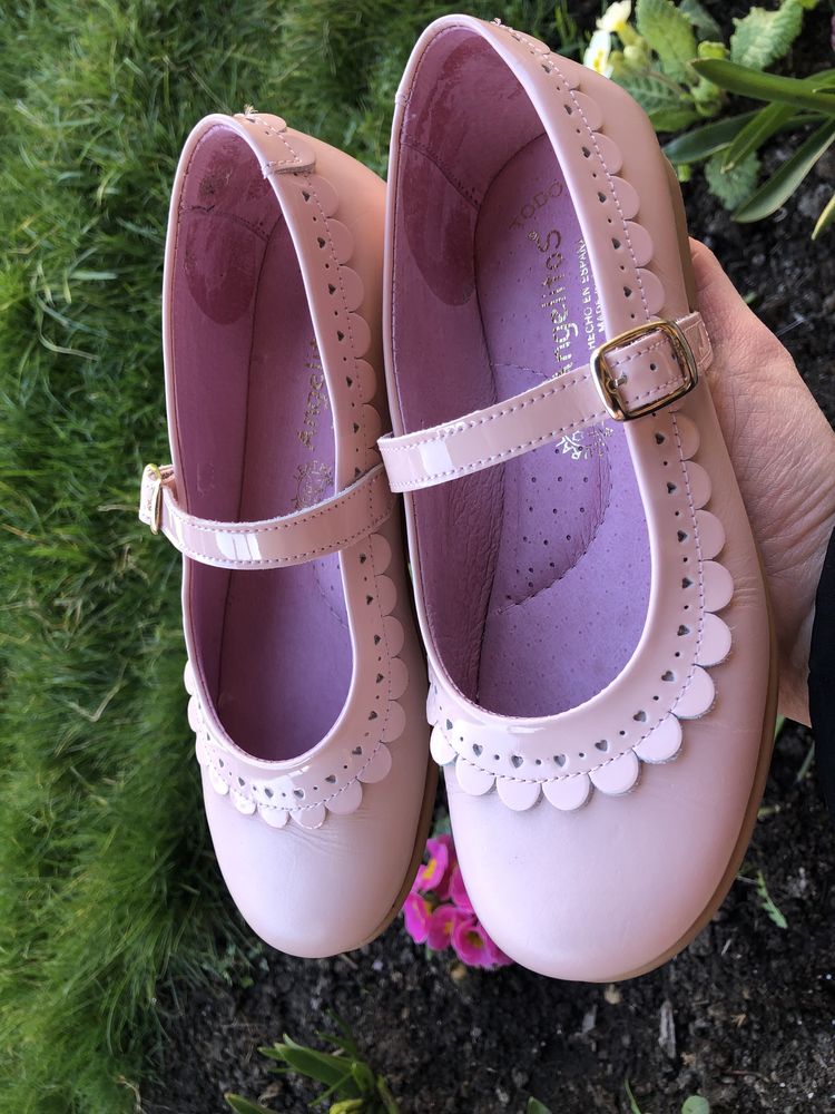 Pantofi eleganti fete