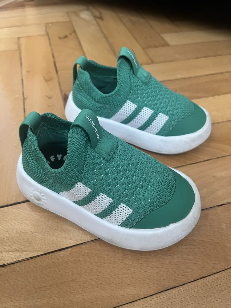 Adidas bubble comfy