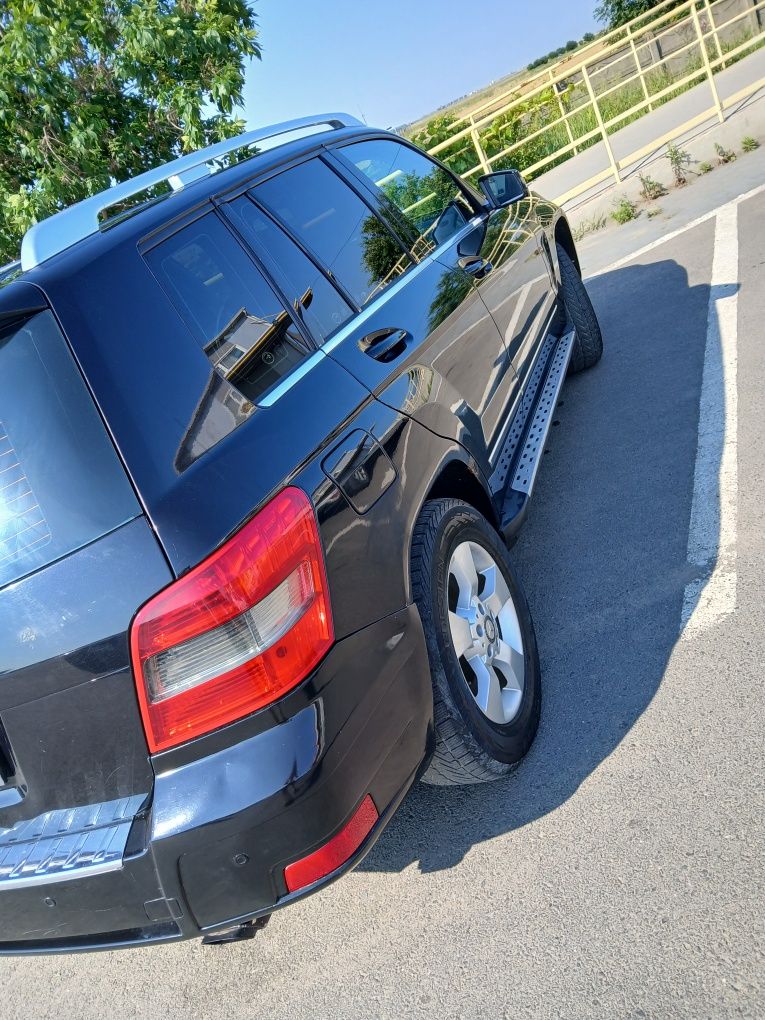 Vând Mercedes Benz GLK 2010