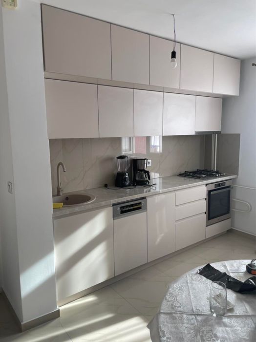 Plinta mascare țevi masa Masca calorifer mobilier birou