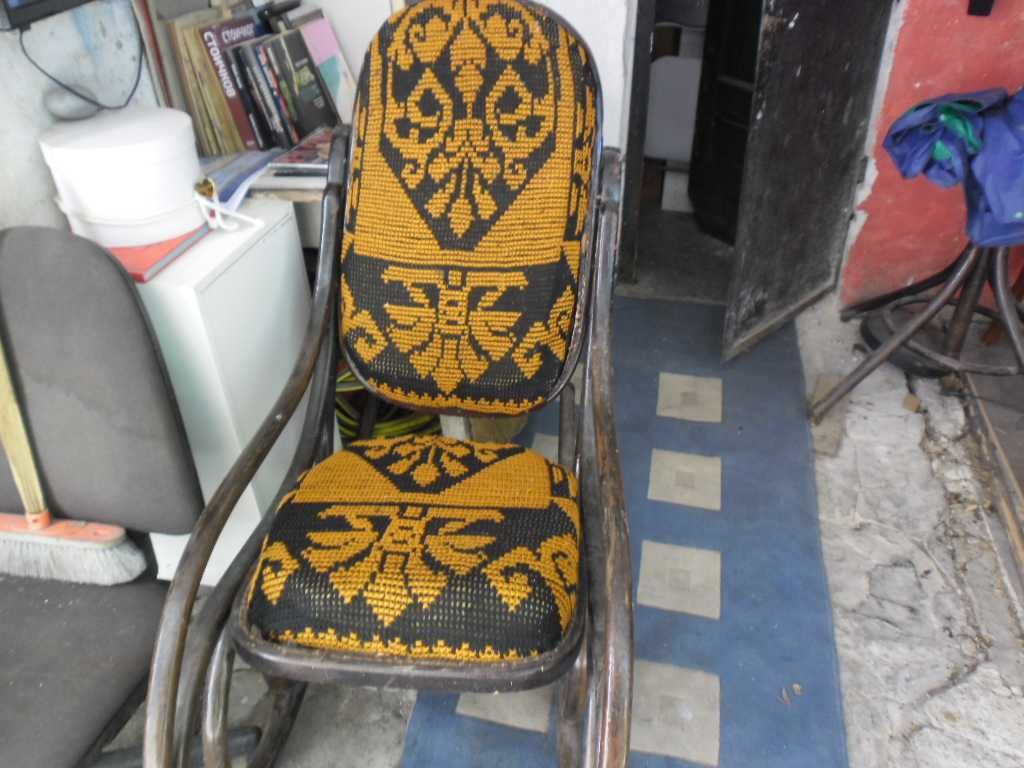 Продавам Виенски люлееш стол 1900г.