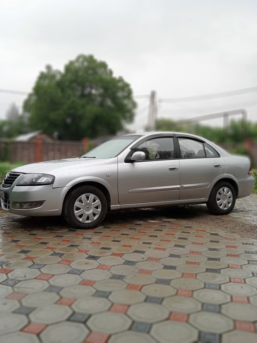 Продам машину Nissan Almera